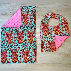 NEW 🪡 Handmade Pretty in Pink Bucks Bib & Burp Cloth - Handmade Baby Gift Set